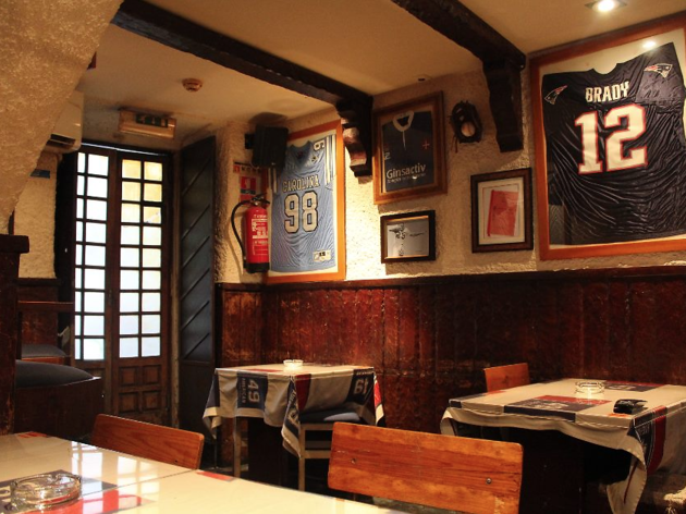 Mignon Sports Bar Mignon Sports Bar