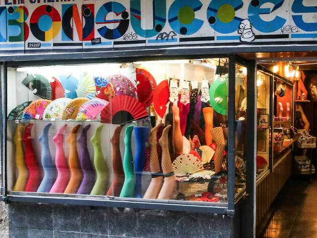 Perfumeria Bonsuccés Les mitges del carrer Bonsuccés