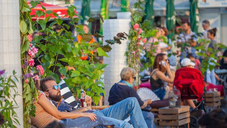 Plac-Mljac: Summer at Trešnjevka Market