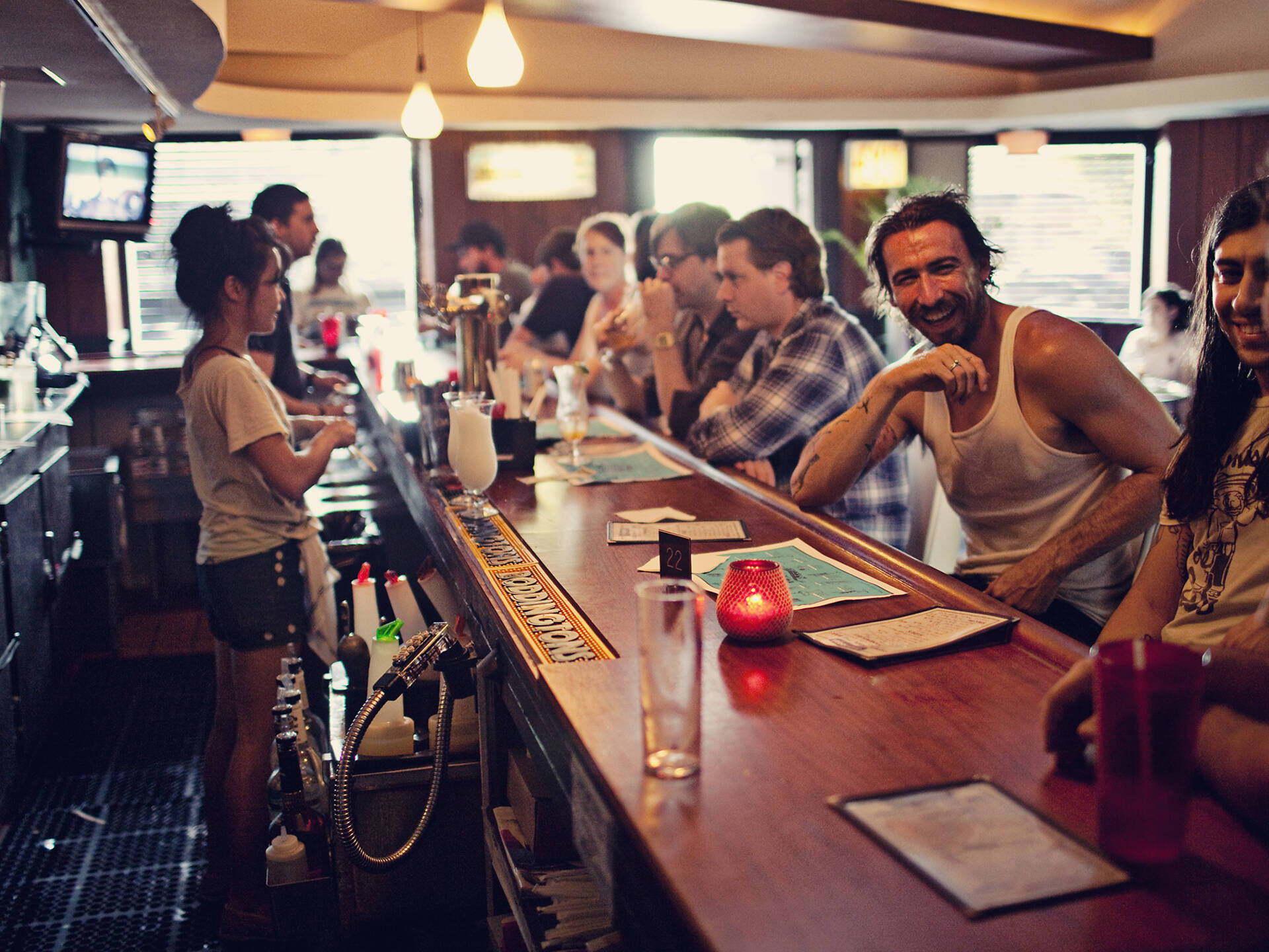 12 Cheap Bars in NYC To Try Tonight