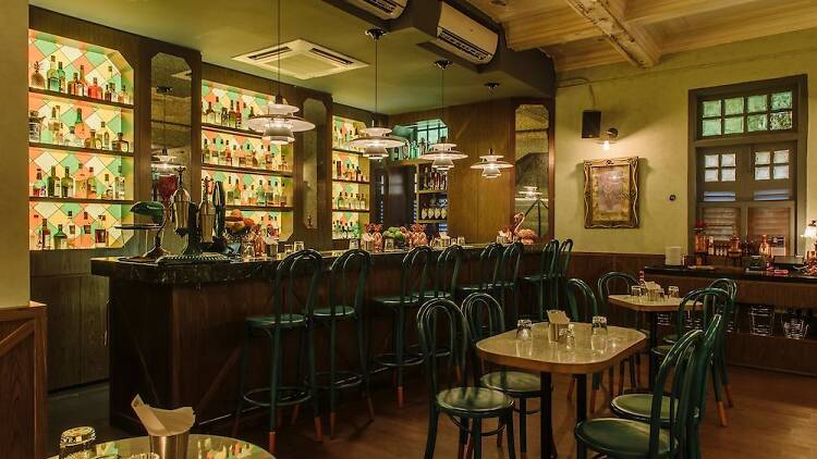 8 Quiet Bars In Singapore For A Chill Evening