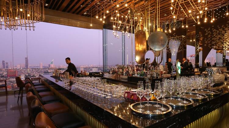 seen restaurant & bar bangkok –