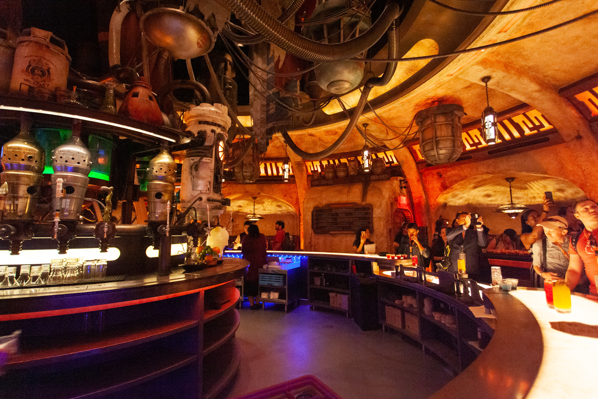 Alcoholic Beverages at Star Wars Galaxy's Edge Disneyland