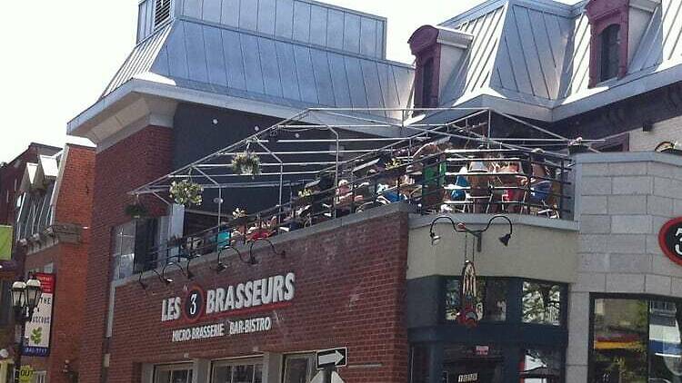 Beers on a terrasse