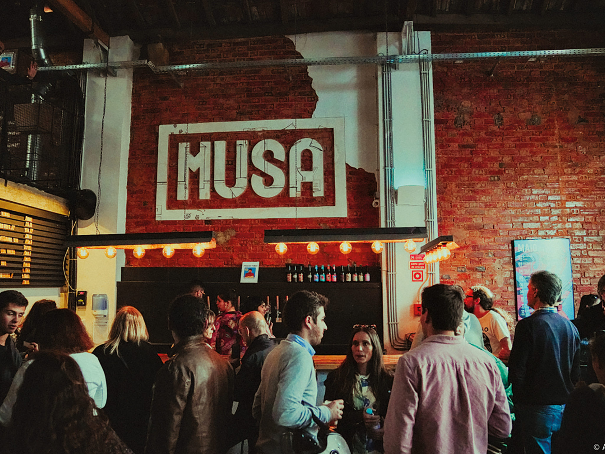 Musa recebe o novo ano com DJs, karaoke e menu para a ressaca