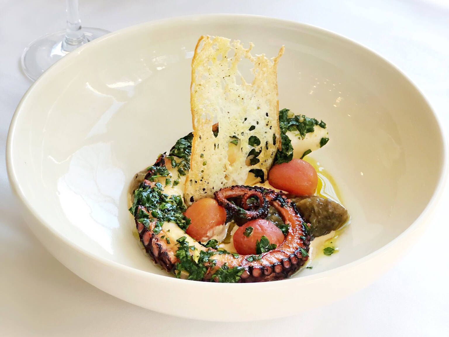 33 Best Downtown Montreal Restaurants To Try Right Now