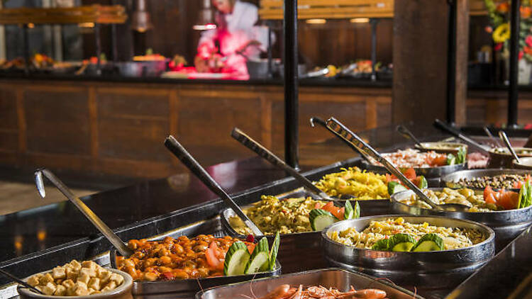 Dine with a Disney character