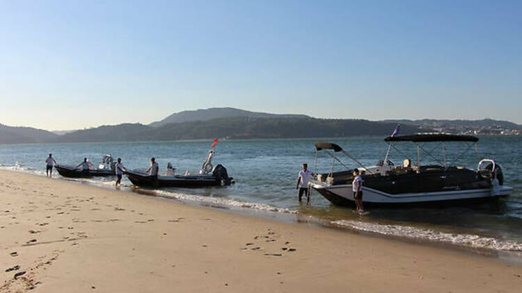 Get a sea taxi...