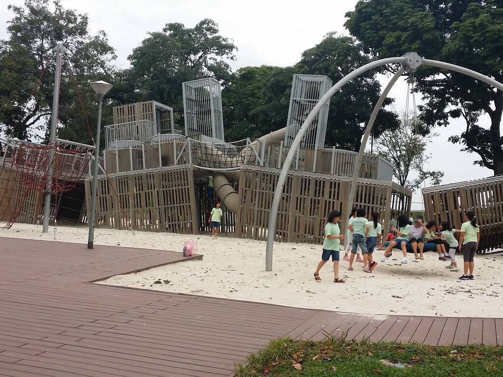 14 Best Outdoor Playgrounds In Singapore