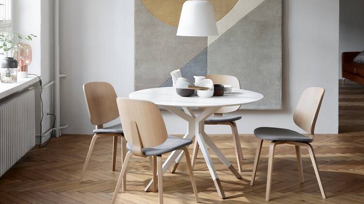 BoConcept Billund dining table, Aarhus chairs