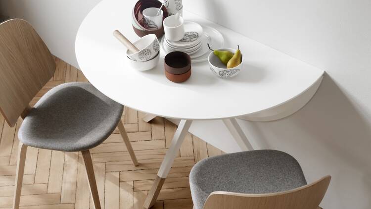 BoConcept Billund dining table, Aarhus chairs