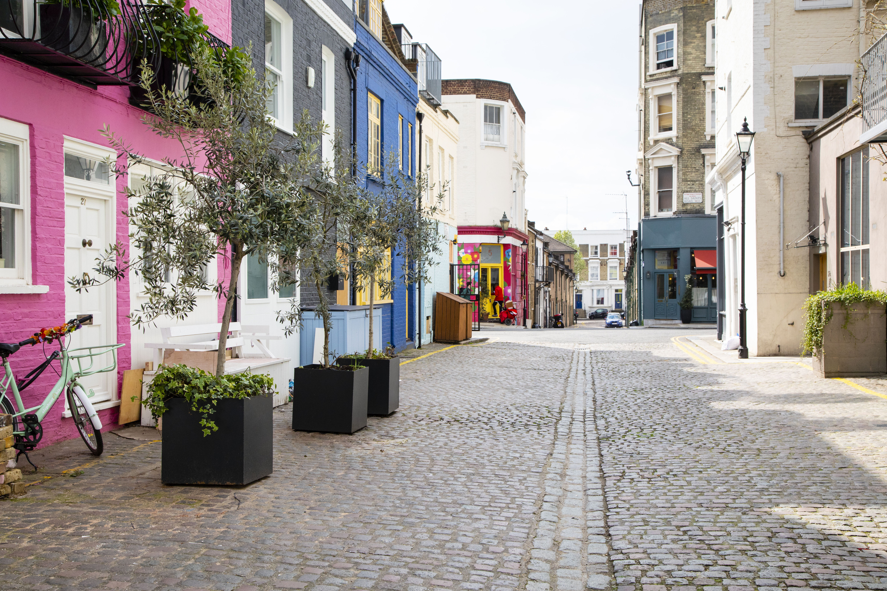 Where was Love Actually filmed? From a Notting Hill mews to a restaurant in  Marseille