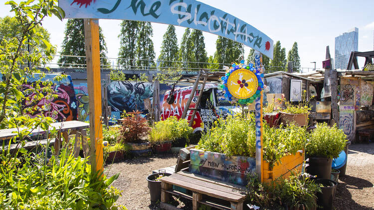 Nomadic Community Gardens