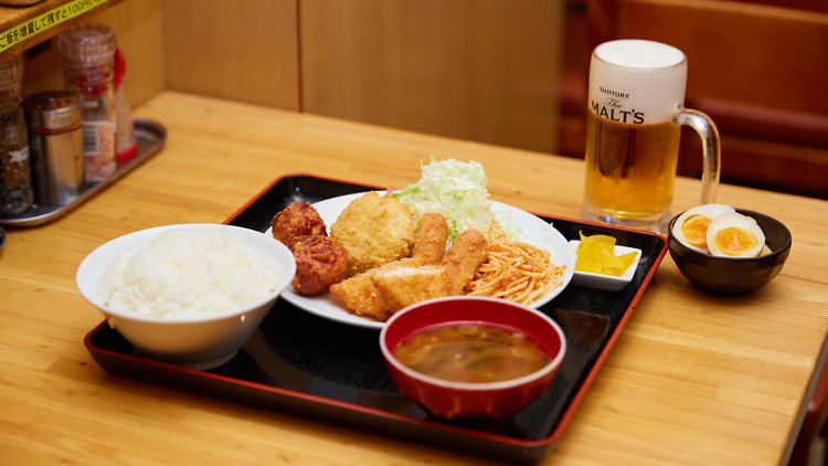 飲食笑商何屋ねこ膳