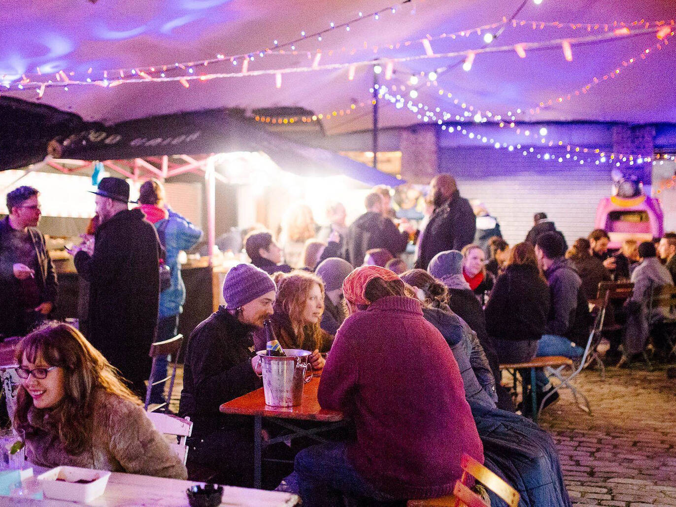 30 Best Latenight Bars, Clubs And Pubs In London For Drinking After