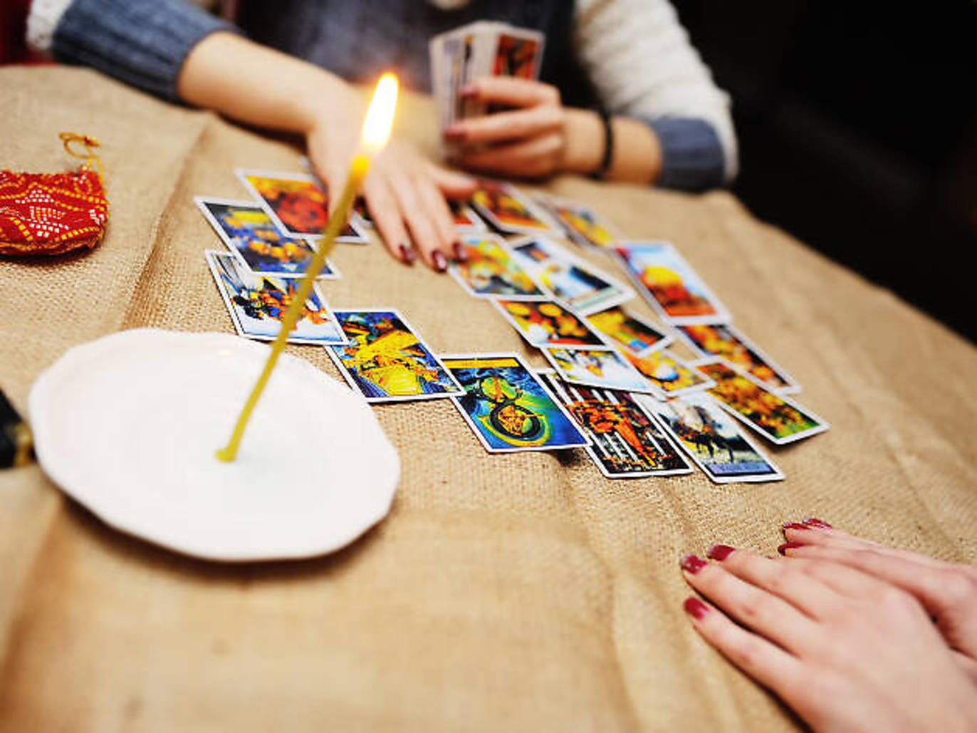 5 Best Tarot Reading Spots in London