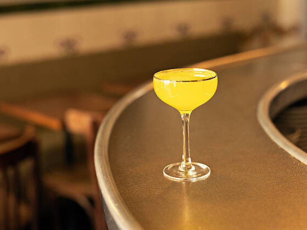 30 Best Bars in Paris in 2024, Picked By Expert Editors