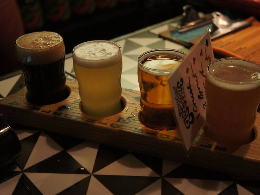 12 Best Bars in Vancouver Gastown Spots, Rooftop Bars and More