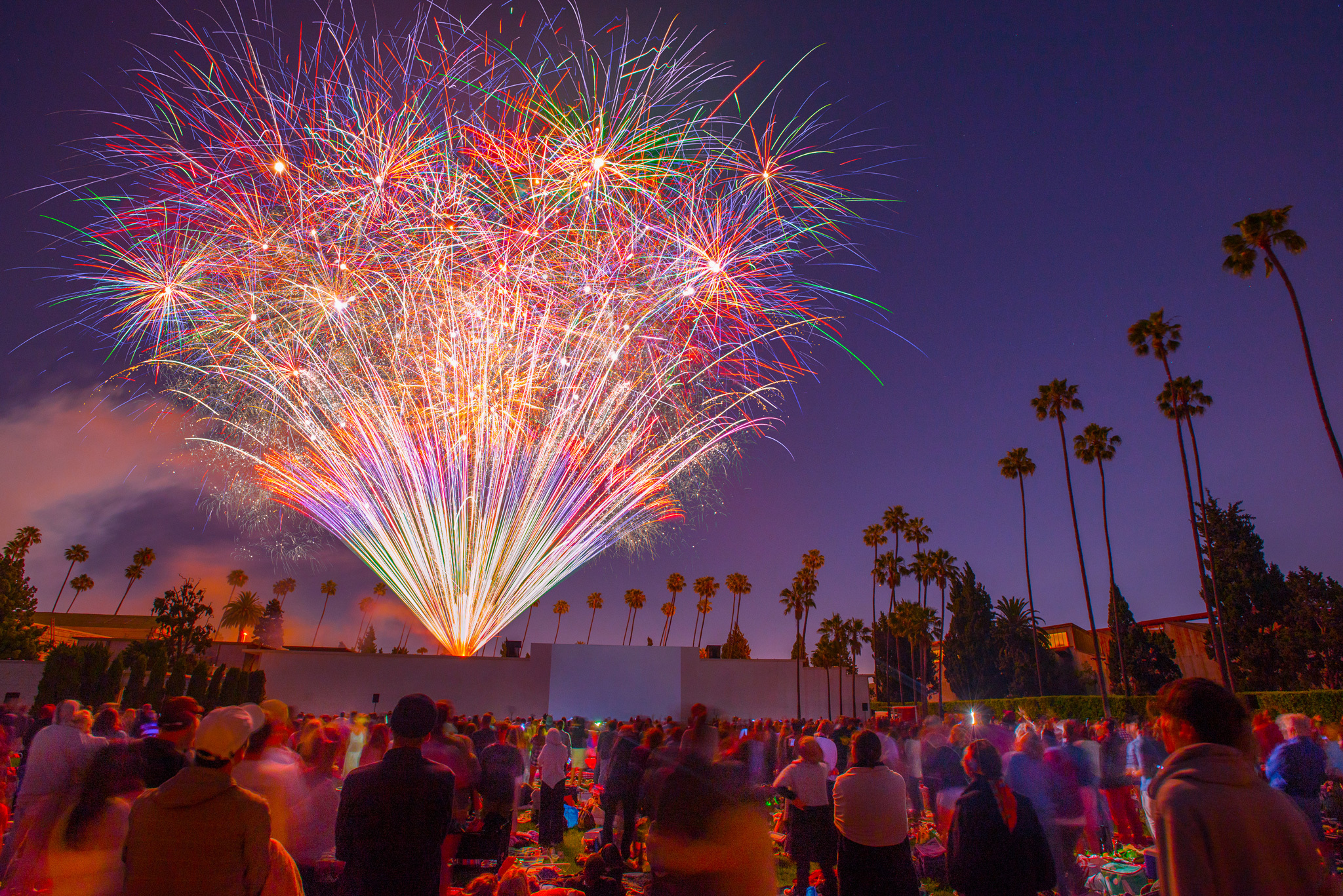 Fireworks 4th Of July 2024 Los Angeles Edie Nettie