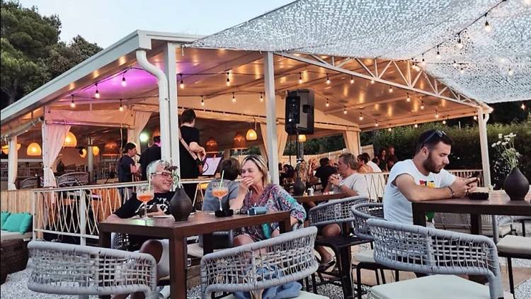 Casanova Beach Bar | Clubs in Vrsar, Croatia