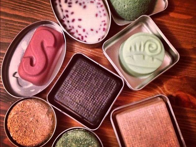 Lush shampoo bars Lush shampoo bars
