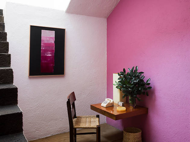 Yto Barrada Exposición Double Skin de Yto Barrada en Casa Luis Barragan