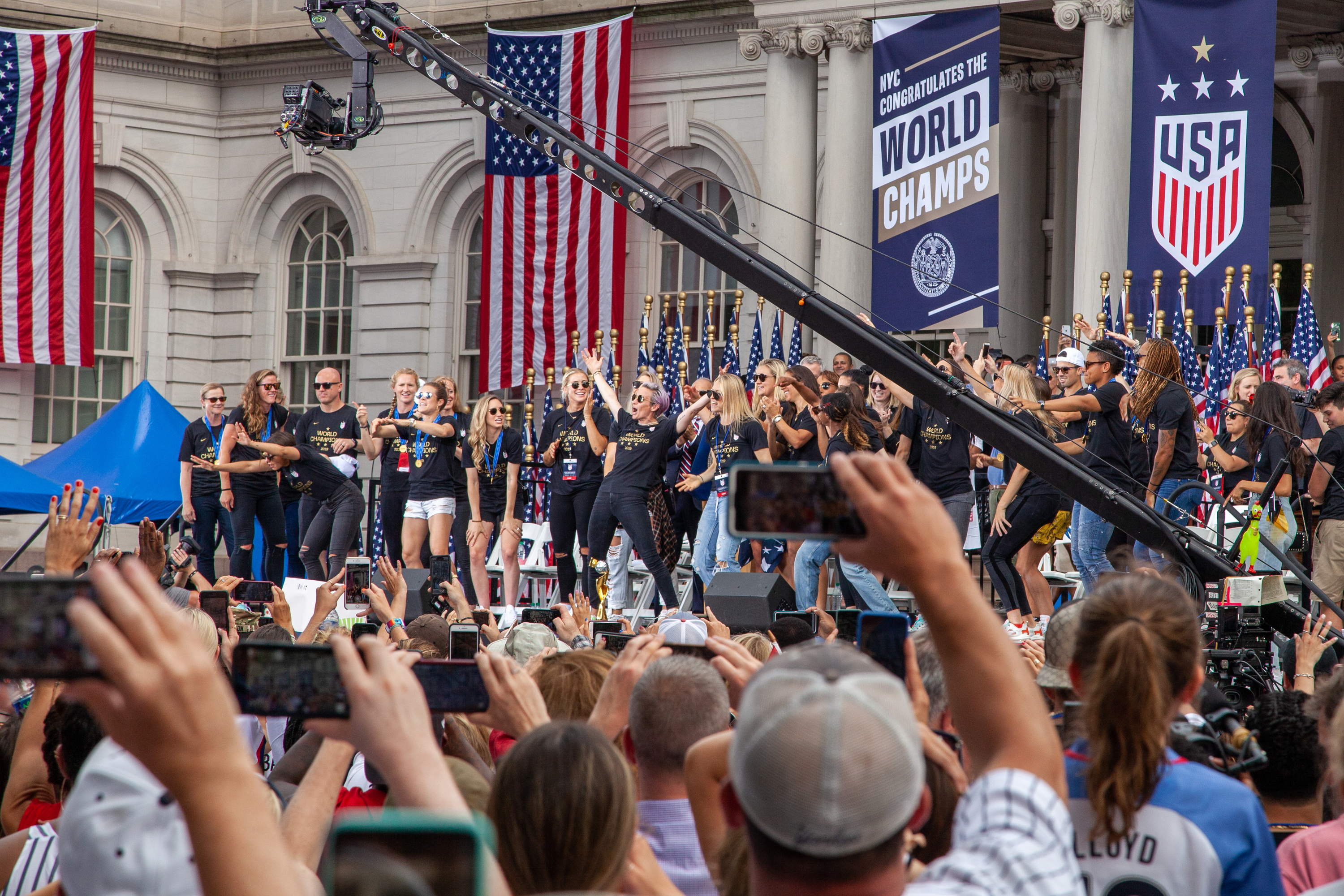 see-photos-from-nyc-s-ticker-tape-parade-celebrating-the-uswnt-s-world