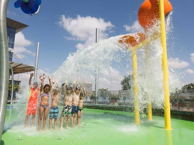 The best splash pads, sprinklers, and fountains around Israel