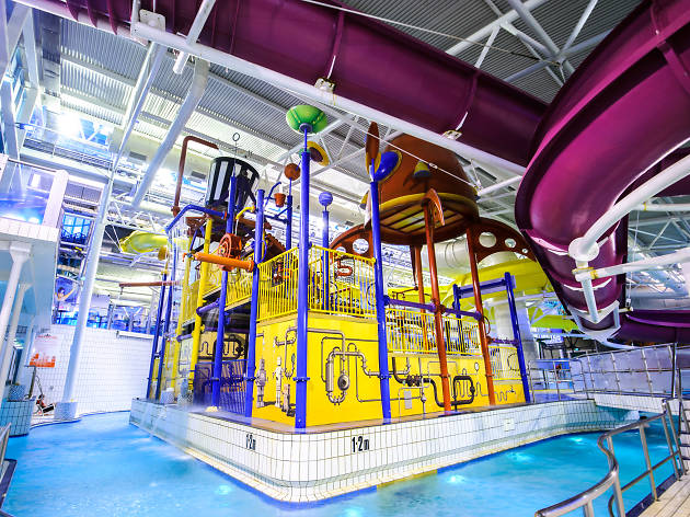 Best Waterparks in the UK: Fun Parks for Kids & Adults