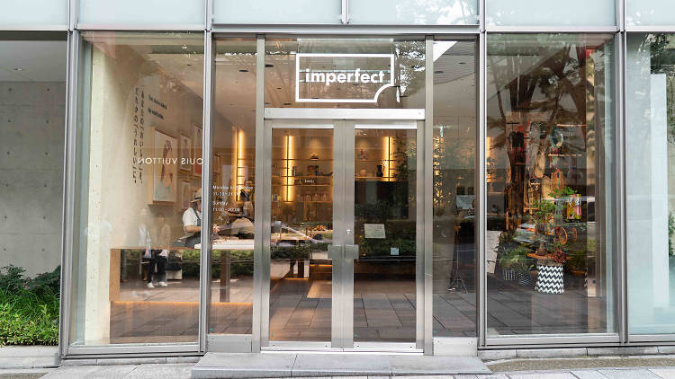 Well Food Market & Cafe Imperfect Omotesando