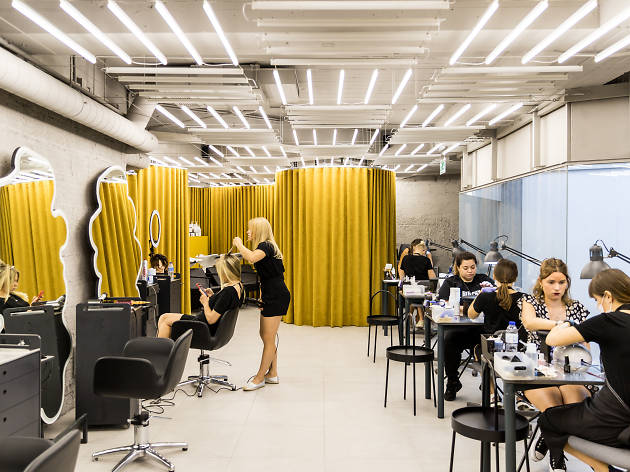 O Moscow Beauty Bar chegou ao Marquês para nos ensinar a arquitectura da unha O Moscow Beauty Bar chegou ao Marquês para nos ensinar a arquitectura da unha