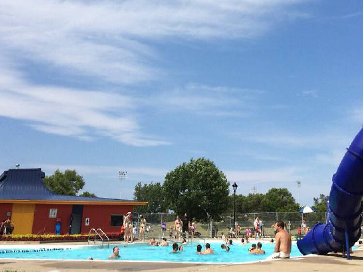 10 jouets de piscine branchés pour cet été - JF Piscines