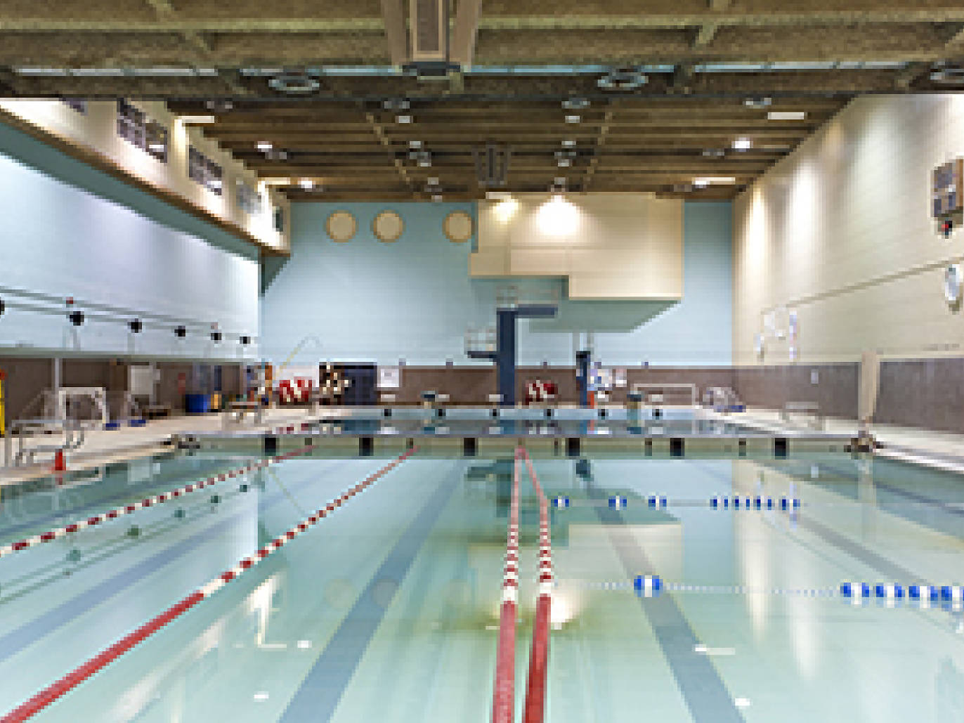 Les 18 meilleures piscines à Montréal où vous pouvez vous baigner