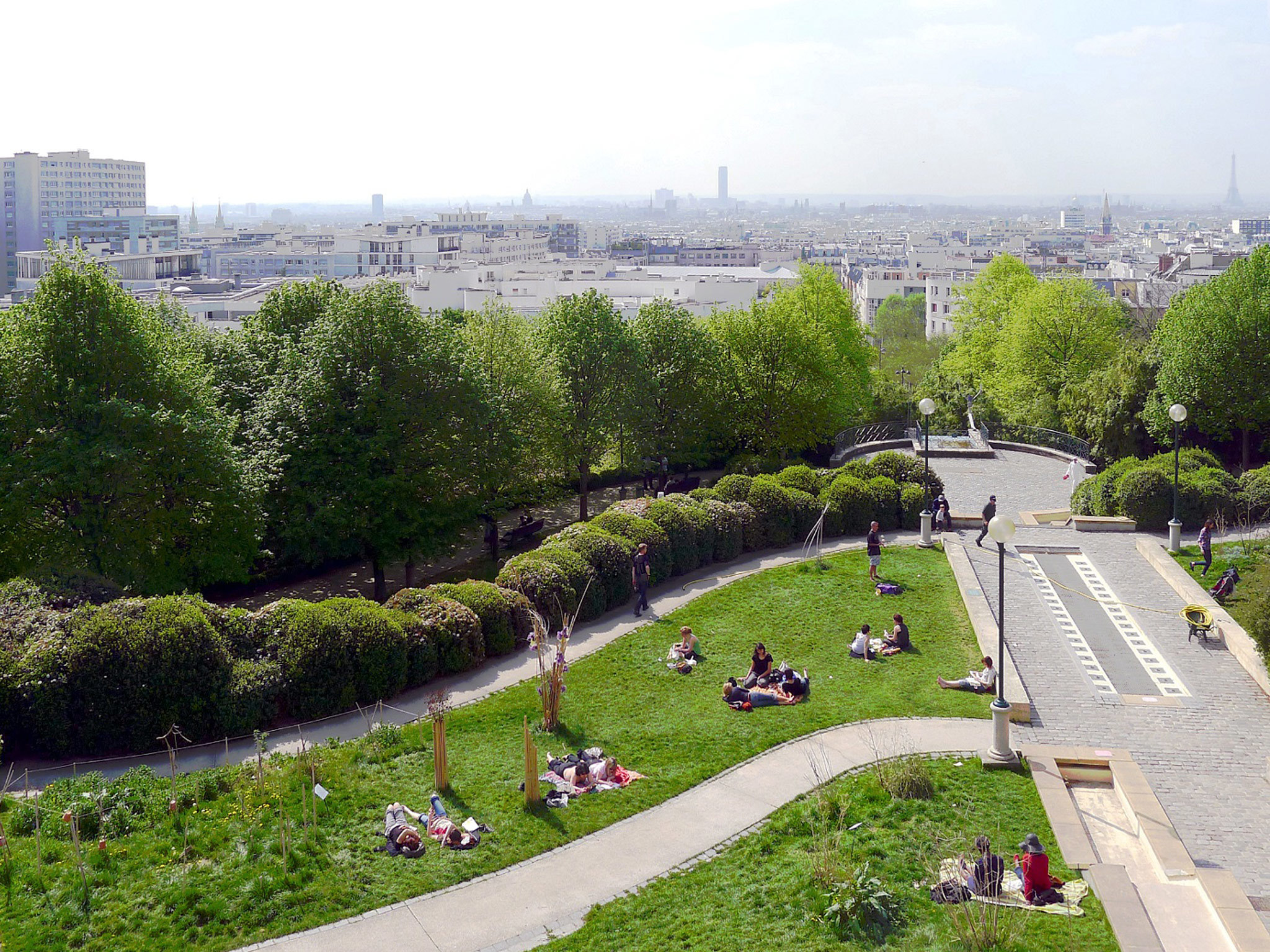 12 Pretty Amazing Parks and Gardens in Paris