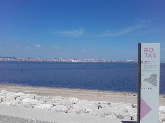 praia do clube naval do barreiro bico do mexilhoeiro