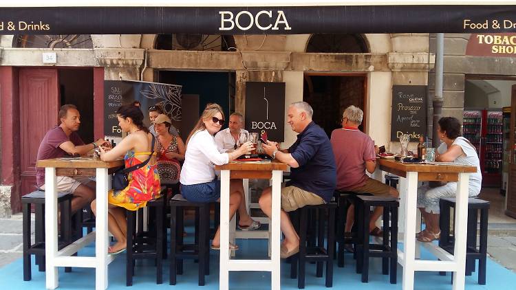  BOCA bar