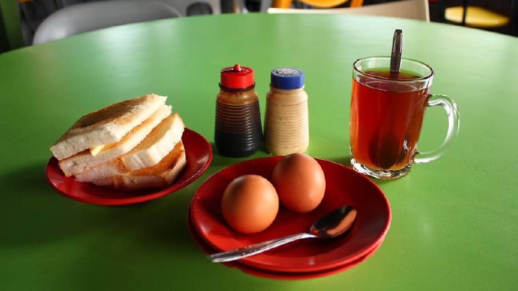 8 Best Local Breakfasts To Kickstart Your Morning