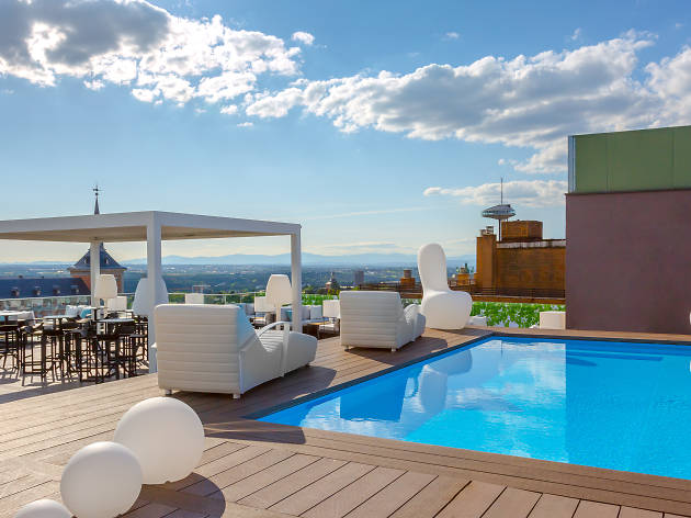 Un oasis con vistas en plena capital: la terraza del hotel Exe Moncloa 4* Un oasis con vistas en plena capital: la terraza del hotel Exe Moncloa 4*