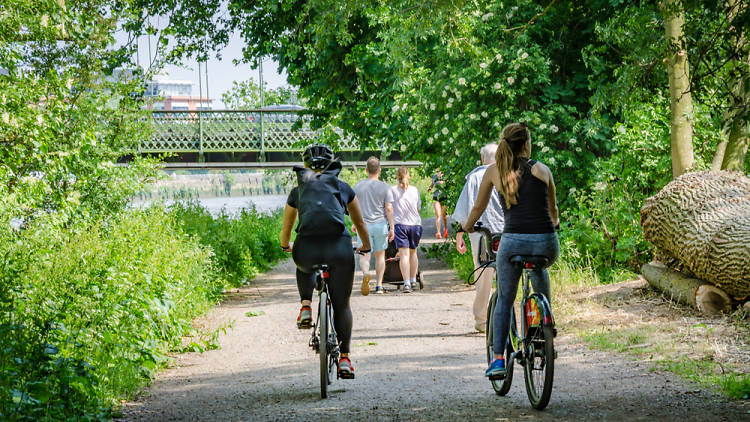 Cycling in London