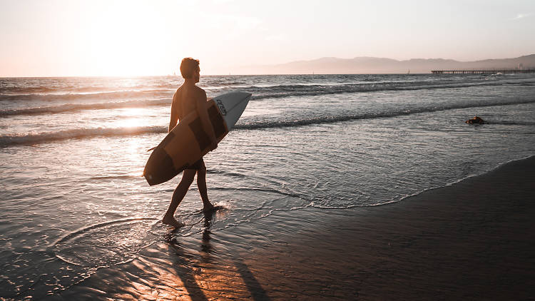 surfing