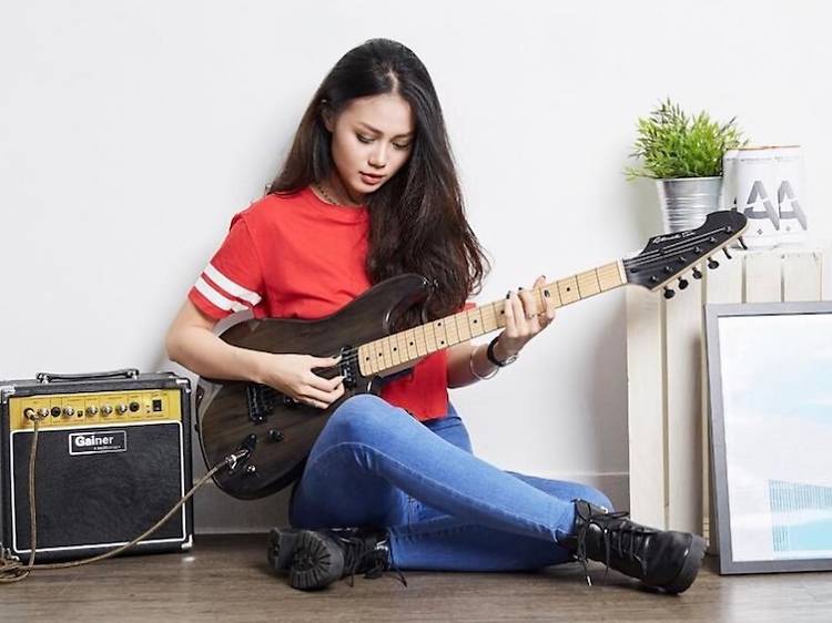 Where to go for guitar lessons in Singapore