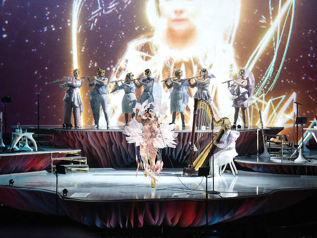 El show: Cornucopia El show: Cornucopia
