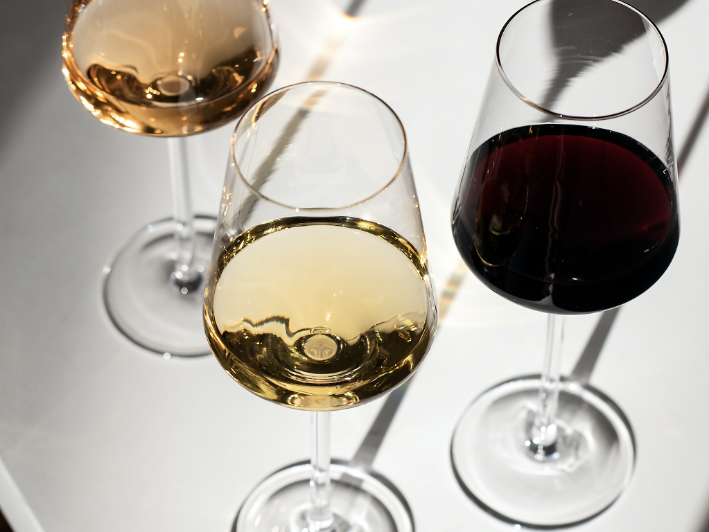 14 Best Wine Bars in NYC to Drink At Right Now