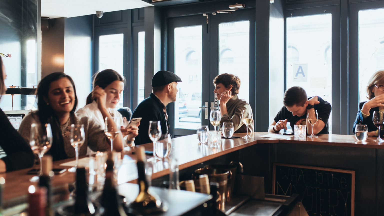 9 Best Bars in Soho NYC for cocktails, wine and beer