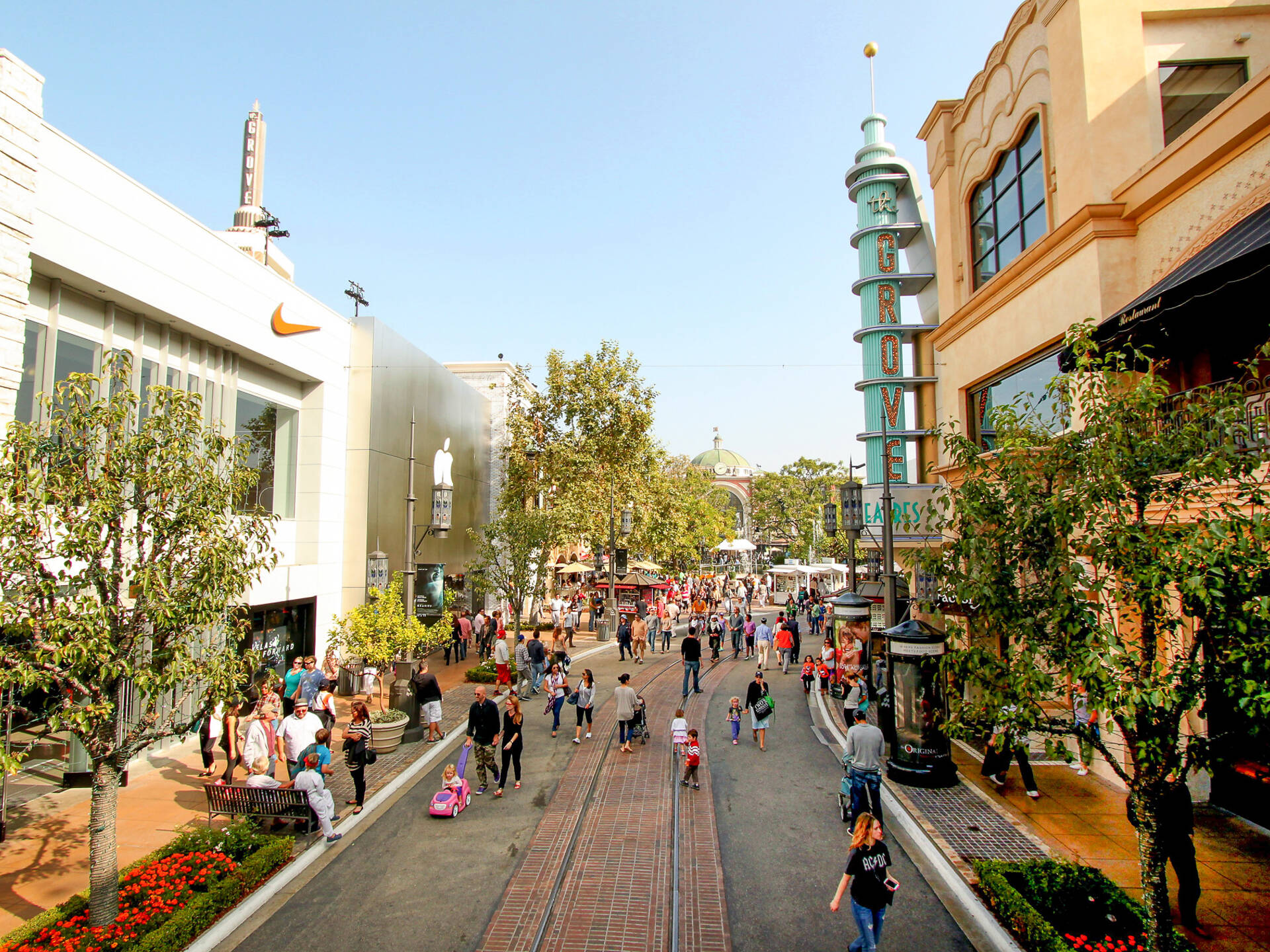 Fairfax District Guide Where to Eat, Drink and Explore in the L.A. Neighborhood