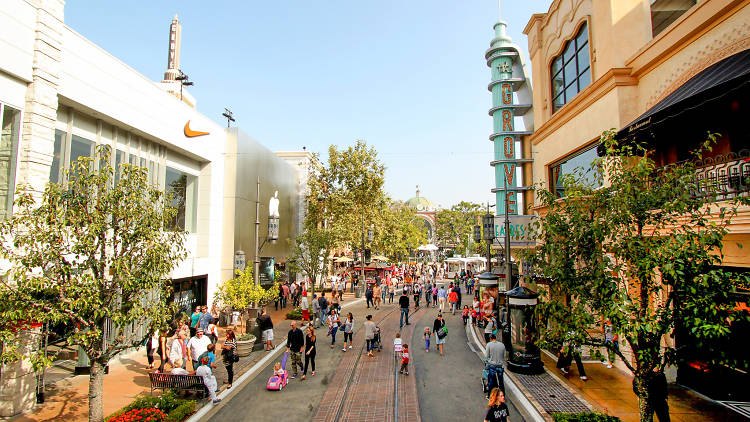 The Grove  Shopping in Fairfax District, Los Angeles