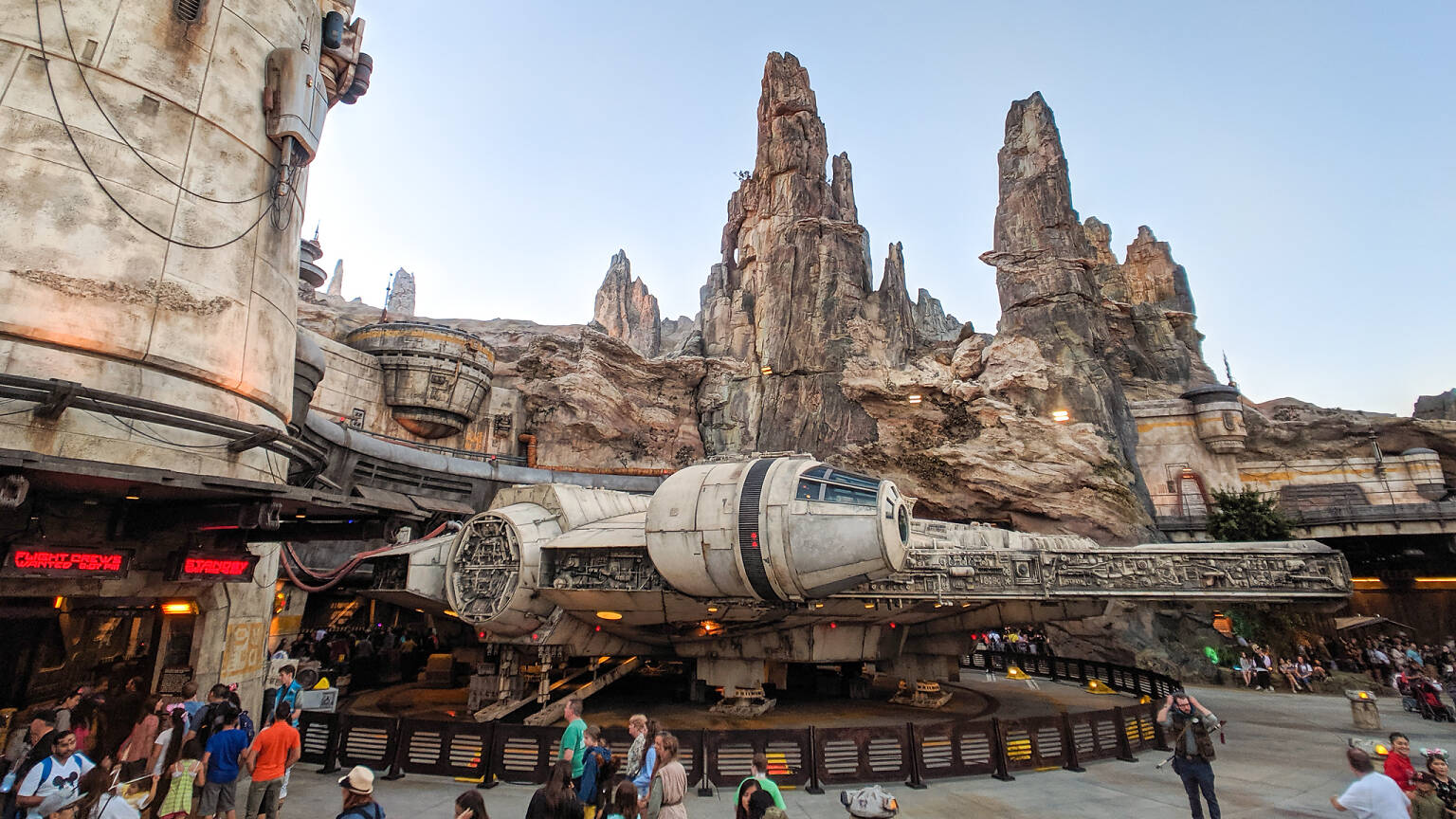 7 Best Theme Parks Near Los Angeles