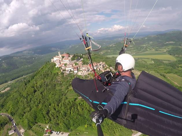 Paragliding above Motovun Paragliding above Motovun