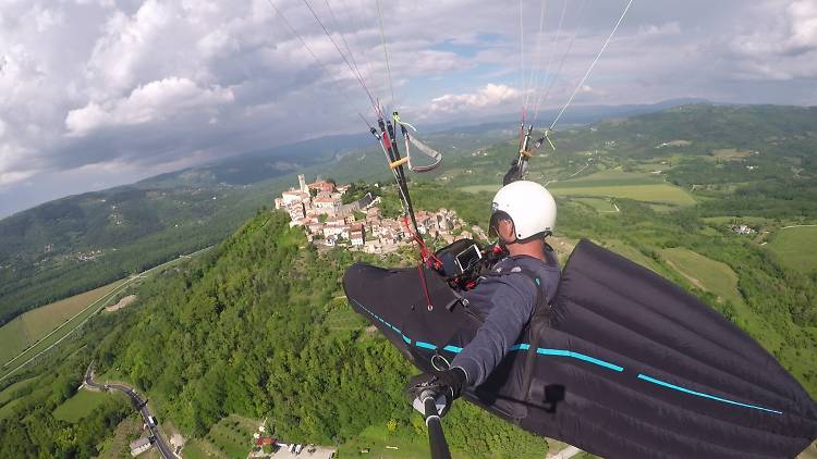 Paragliding above Motovun