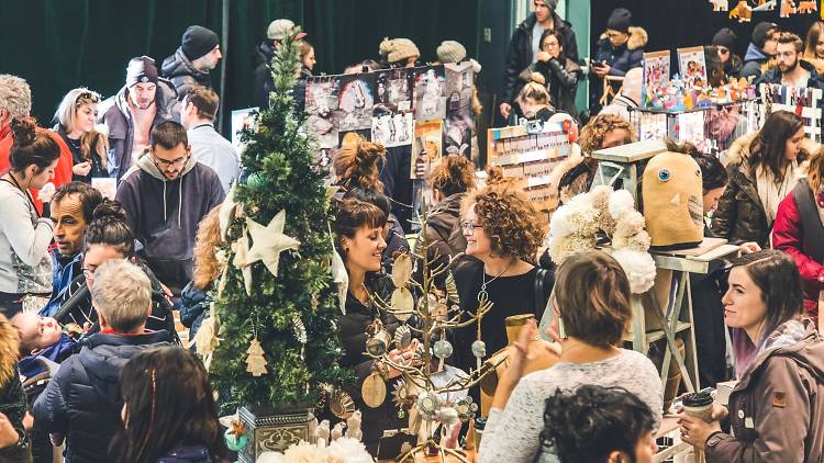 Marché des Fêtes au Locoshop Angus